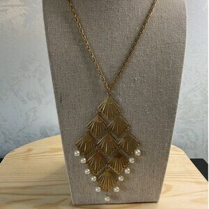 Vintage Gold-Tone Necklace With Art Deco Shell Pendants & Pearl Accents